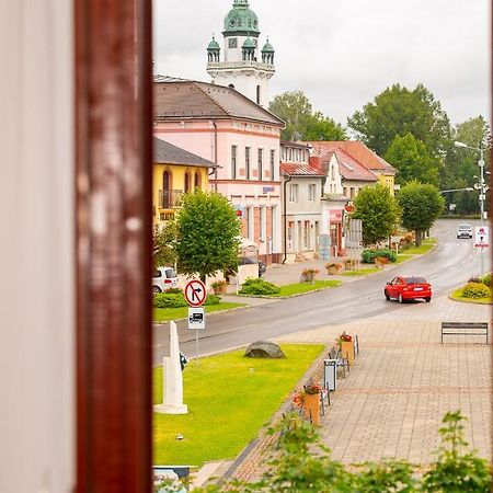 2- Izbovy Apartman Kajka V Penzion Trsztena Kültér fotó