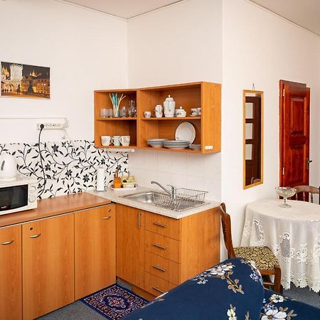 2- Izbovy Apartman Kajka V Penzion Trsztena Kültér fotó