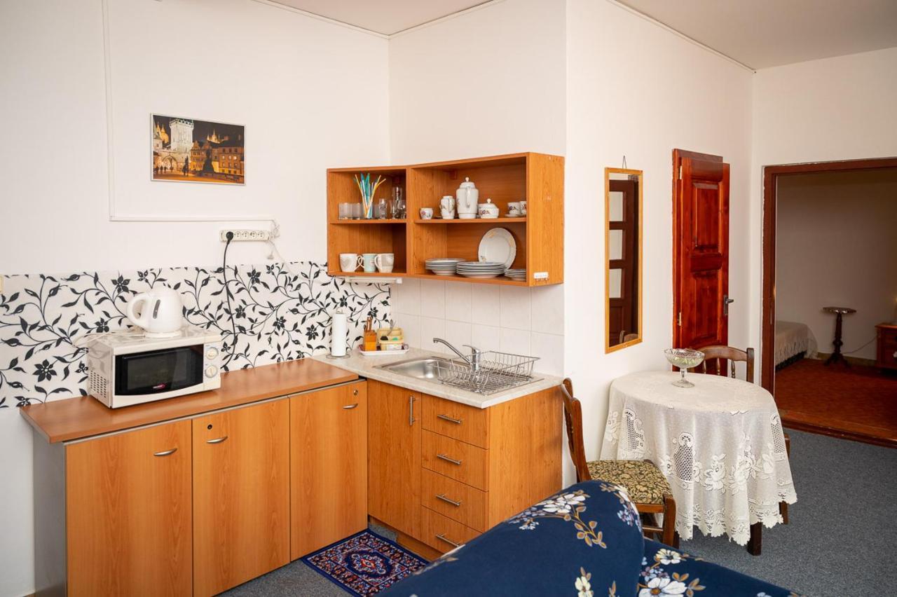 2- Izbovy Apartman Kajka V Penzion Trsztena Kültér fotó